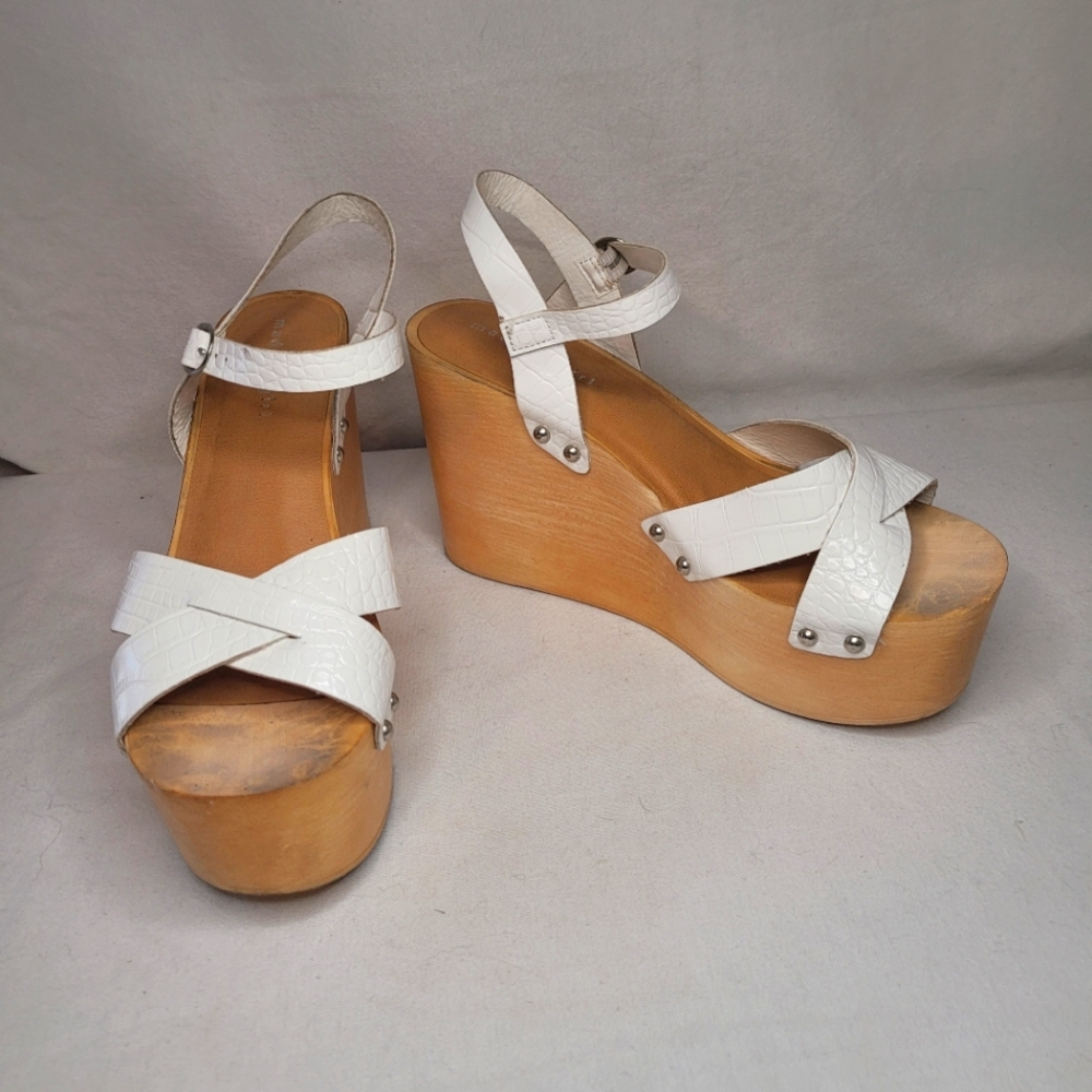 Madden girl platform sandals